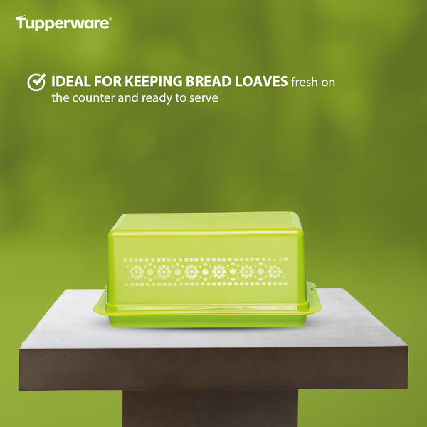 Tupperware Classic Verdant Bread Server with Etch